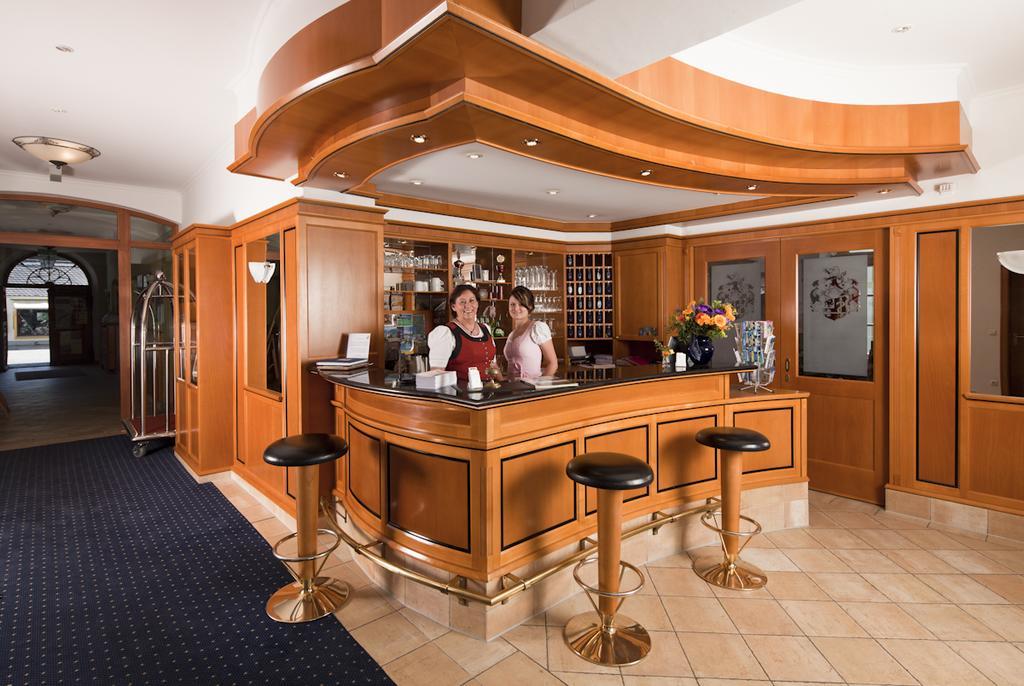 Hotel Angerbraeu มูร์เนา อัม ชตัฟเฟิลเซ ภายนอก รูปภาพ