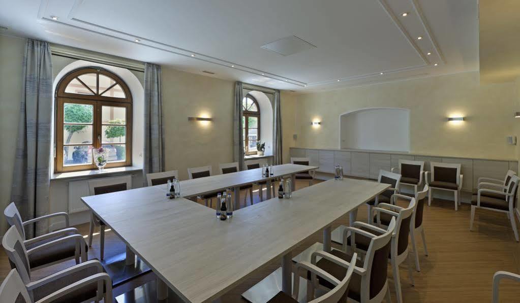 Hotel Angerbraeu มูร์เนา อัม ชตัฟเฟิลเซ ภายนอก รูปภาพ