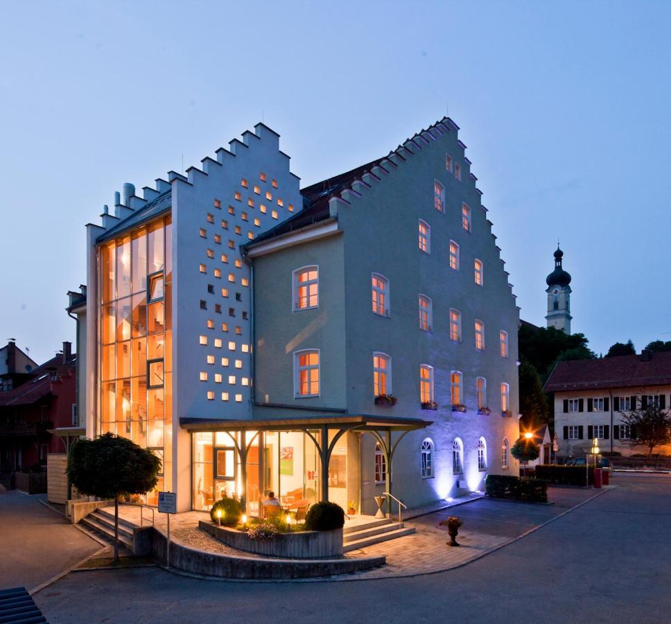 Hotel Angerbraeu มูร์เนา อัม ชตัฟเฟิลเซ ภายนอก รูปภาพ